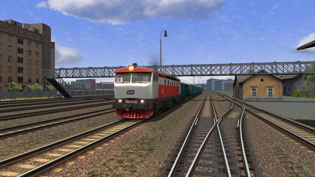 Osobný vlak do Trnavy zastavil na Filiálke.jpg