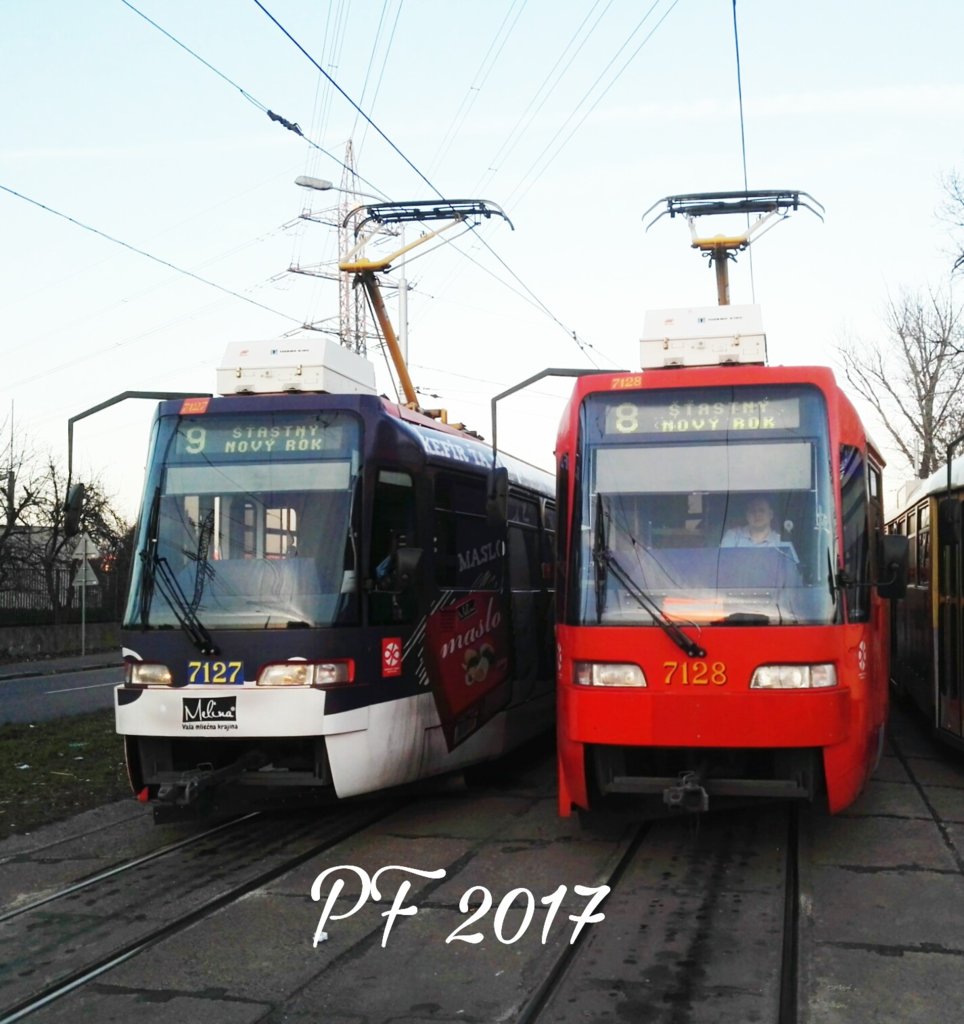 PicsArt_12-31-03.50.44.jpg