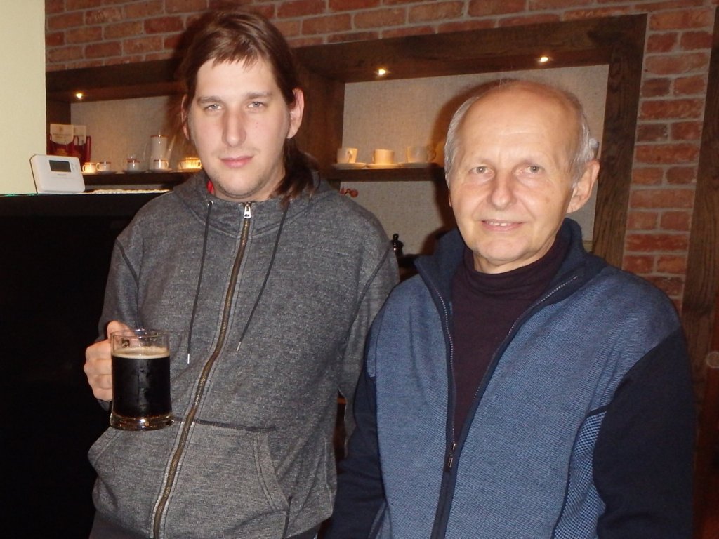 PB110867+.jpg
