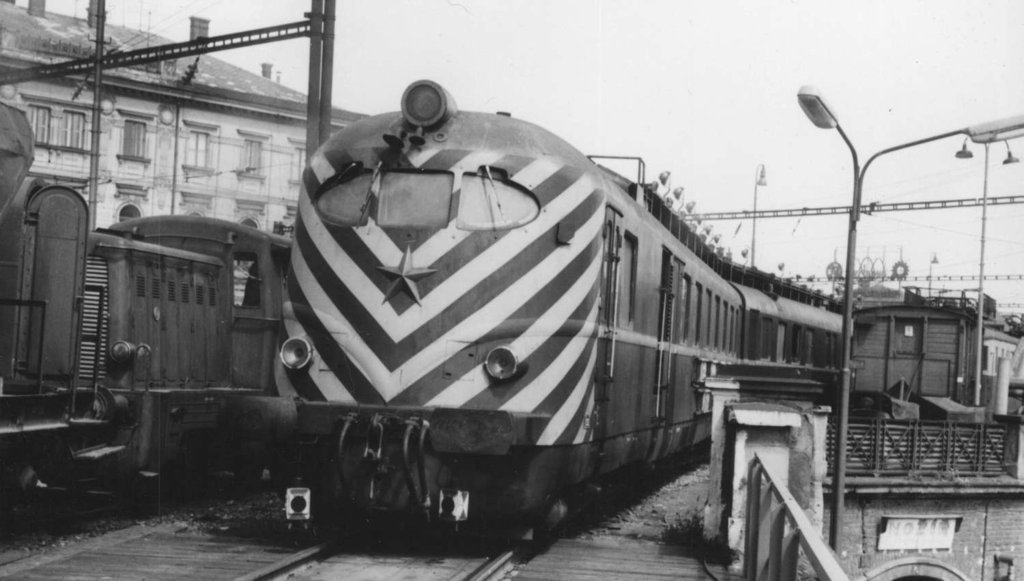 m-295-0007-elektrousek.jpg