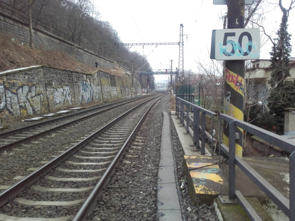 s4_02.jpg