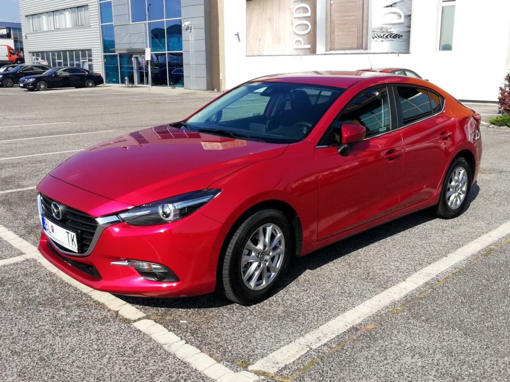 mazda_3_08_01.jpg