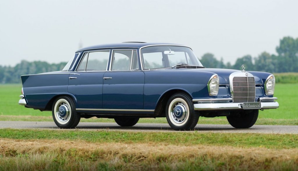 mercedes-benz-220s-w111.jpg