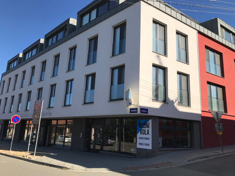 prodejnaKoll1.jpg