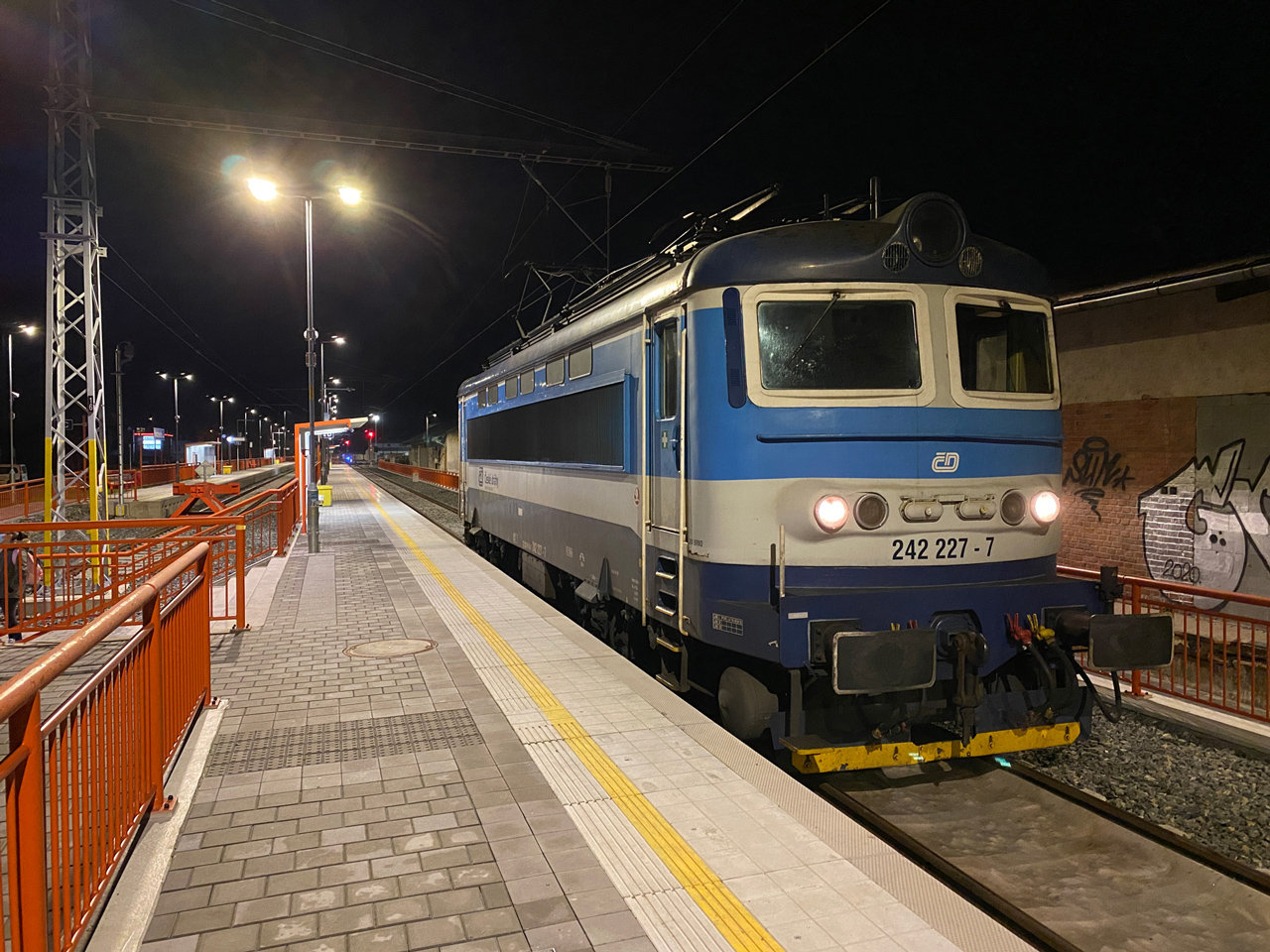 2612hustopece2.jpg