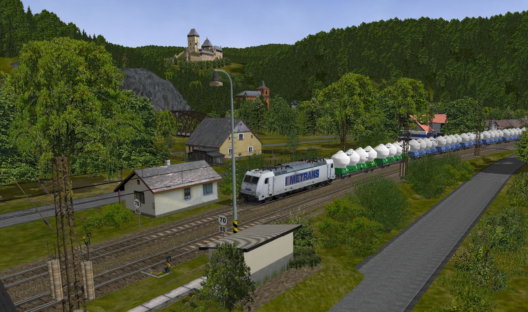 zs20_Karlstejn.JPG