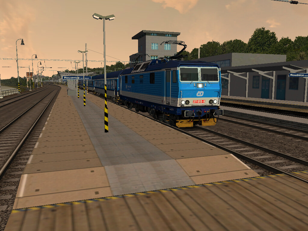 R680.jpg