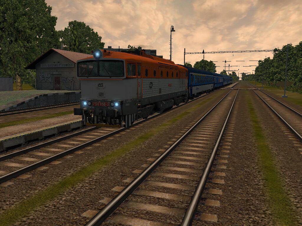 R937.jpg