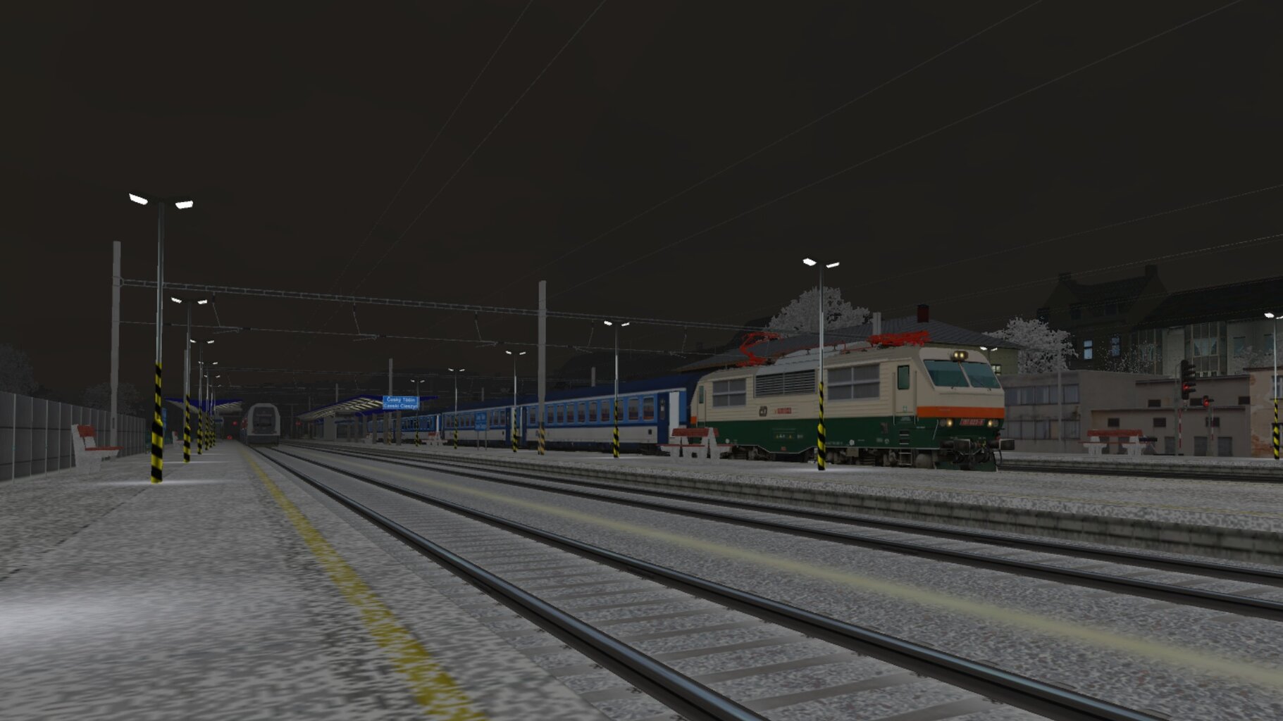 Ex143_005.jpg