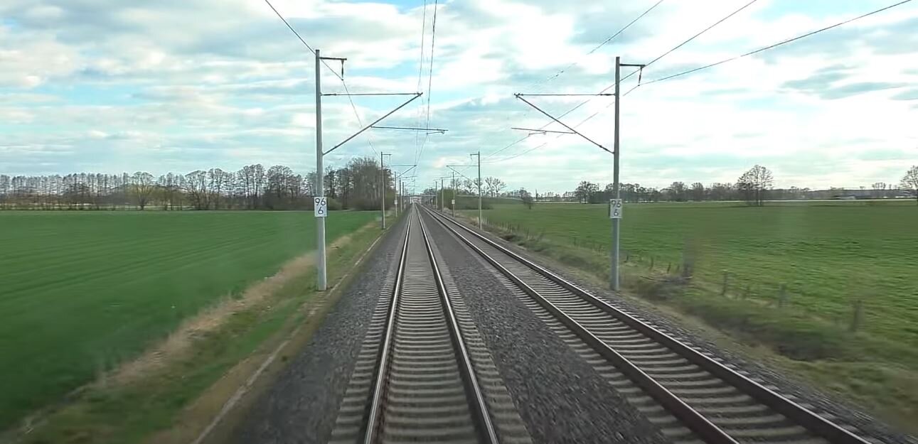 pole.JPG