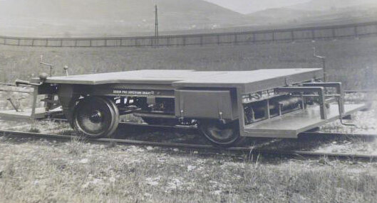 s houkačkou.jpg
