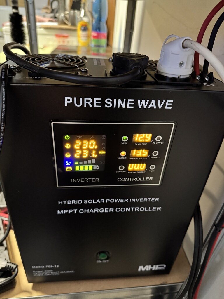 solarRegulator.jpg